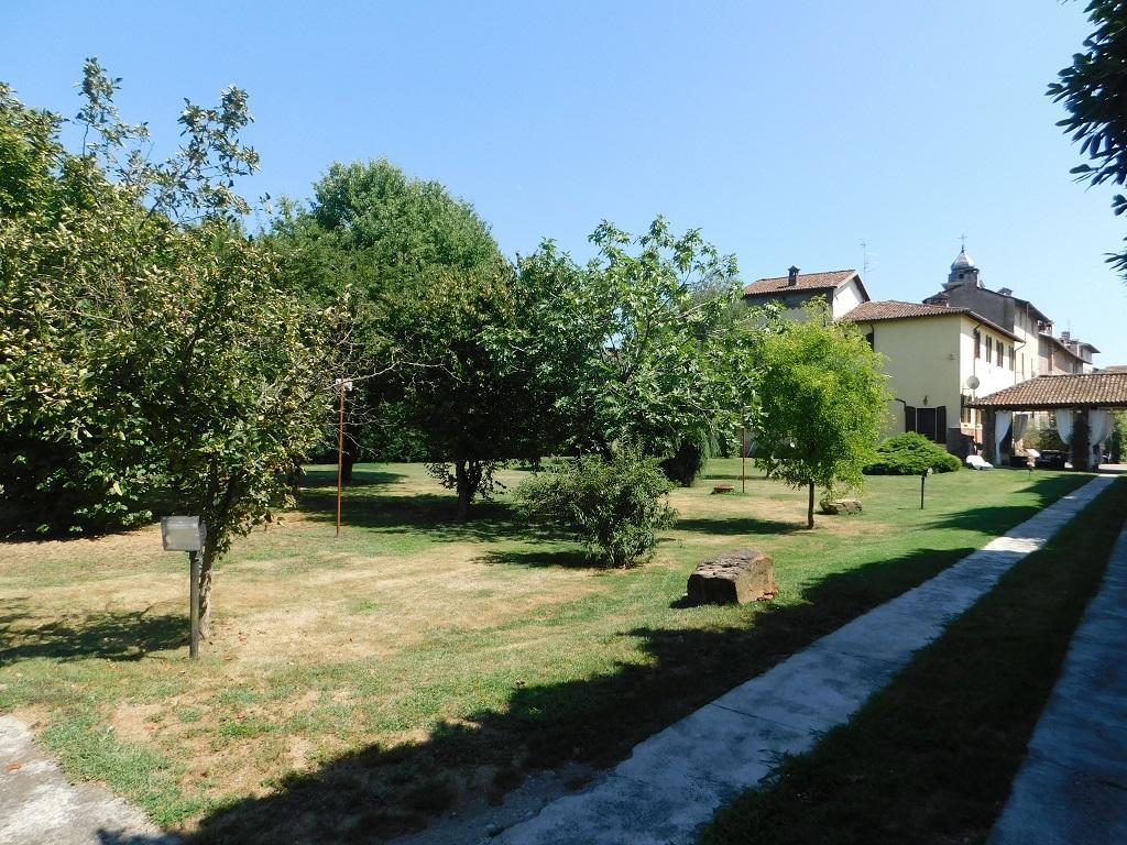 Villa unifamiliare in vendita in via papa giovanni xxiii, Bascapè